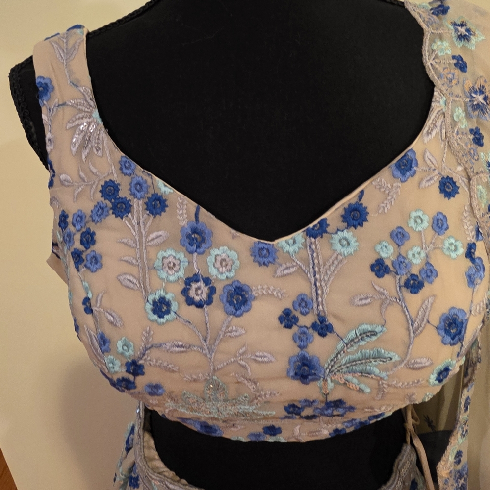 Ethnic Indian Wear Blue and Cream Wedding Dress Lehenga - Picture 8 of 14